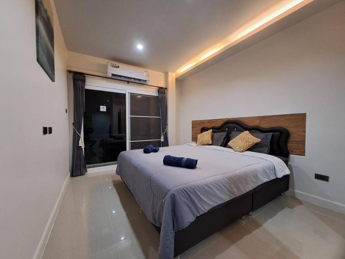 Triple J Hometel Bang Tao Beach  Buitenkant foto